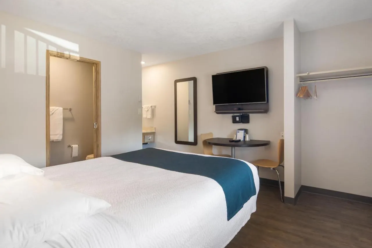 Motel 6-Saanichton, Bc - Victoria Airport 2*, Saanichton