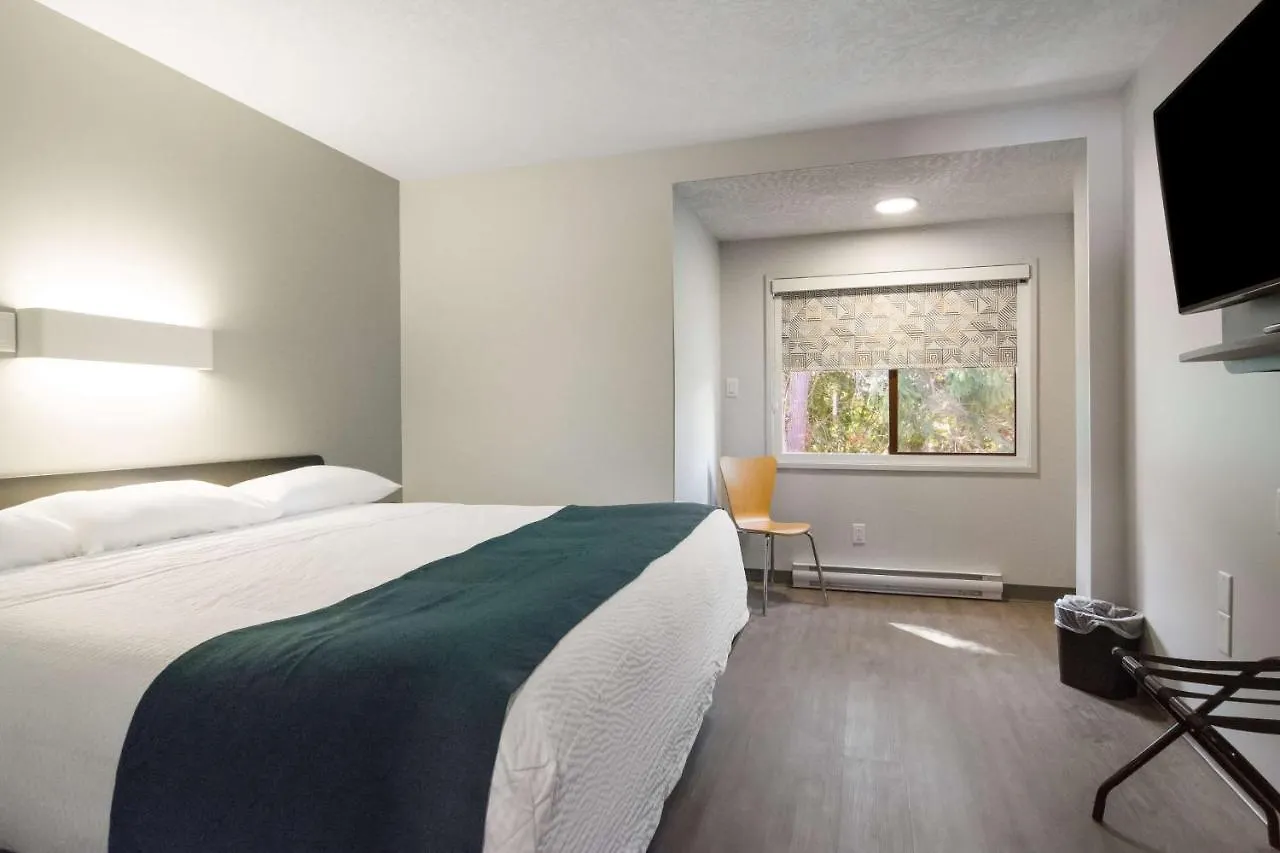 Motel 6-Saanichton, BC - Victoria Airport Hotel